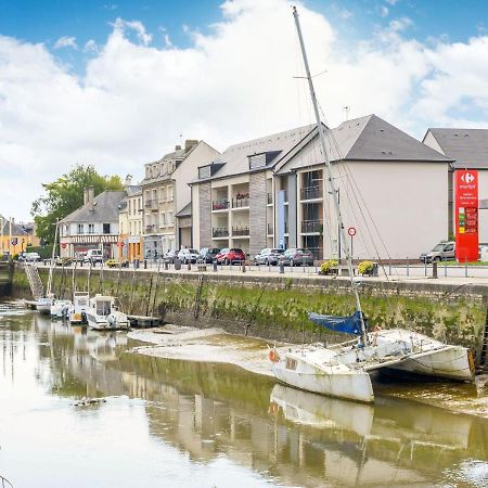 Cosy Apartment In Isigny-Sur-Mer With A Terrace Extérieur photo