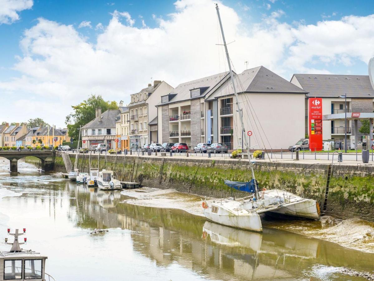 Cosy Apartment In Isigny-Sur-Mer With A Terrace Extérieur photo