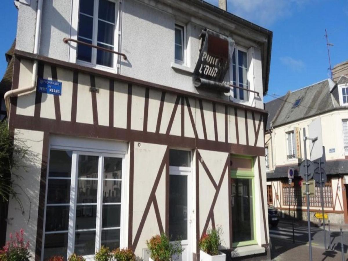 Cosy Apartment In Isigny-Sur-Mer With A Terrace Extérieur photo